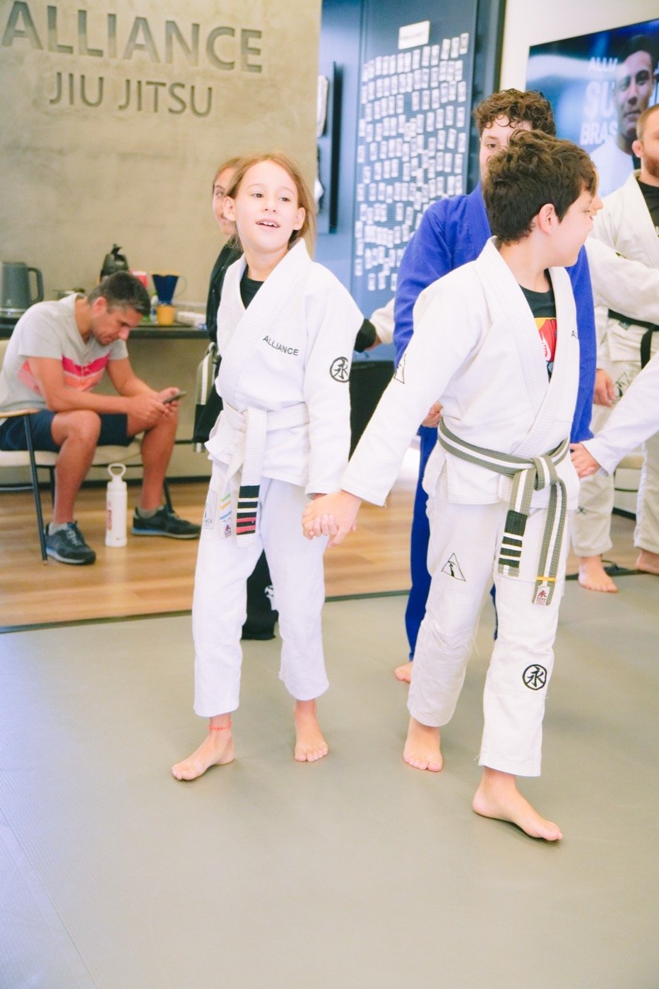 Treino do programa de Kids na Alliance